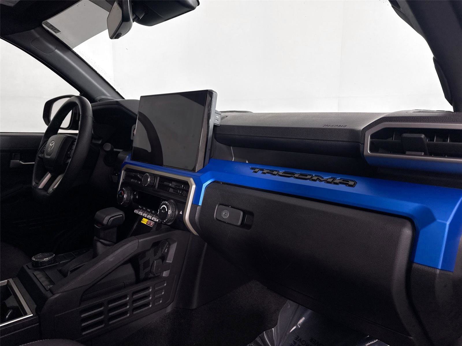 Used 2024 Toyota Tacoma TRD Sport image 42