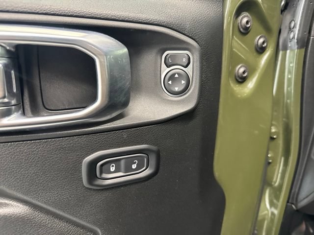 Used 2023 Jeep Wrangler Unlimited w/ Cold Weather Group AWD/4WD image 20
