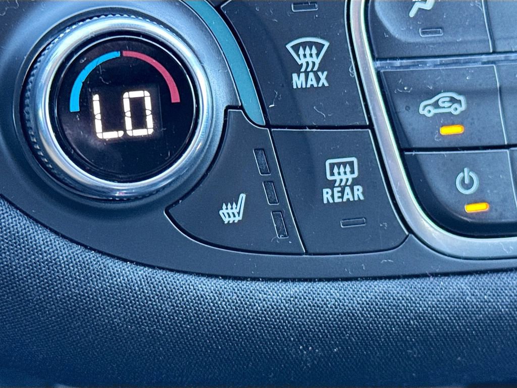 Used 2024 Chevrolet Malibu LT image 19