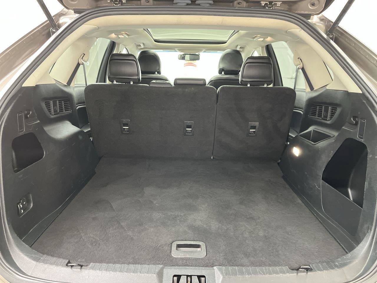 Used 2019 Ford Edge SEL w/ Equipment Group 201A AWD/4WD image 31