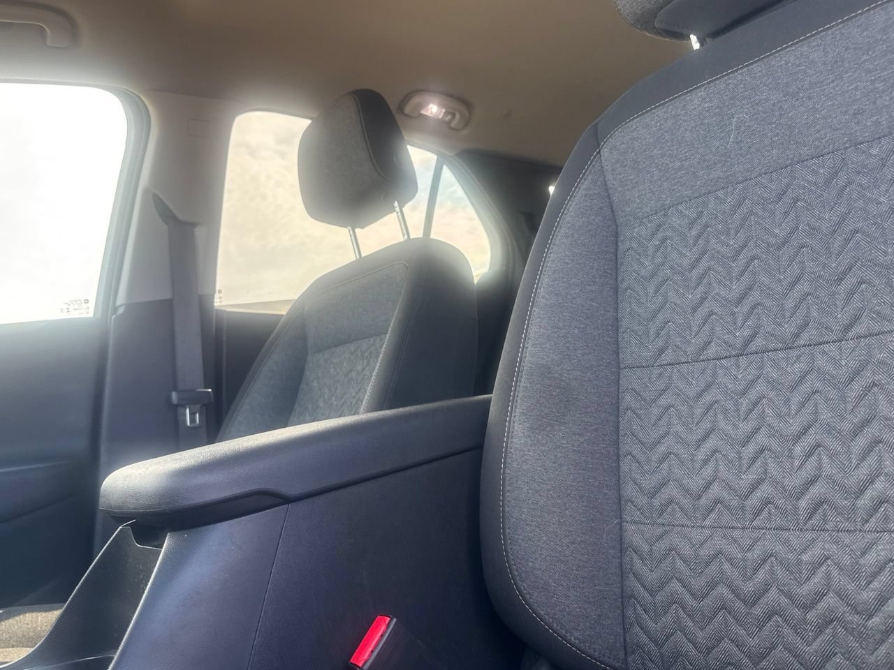 Used 2023 Chevrolet Equinox LT AWD/4WD image 42