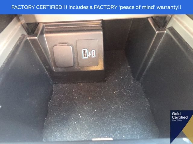 Used 2022 Ford Explorer XLT w/ Equipment Group 202A AWD/4WD image 39