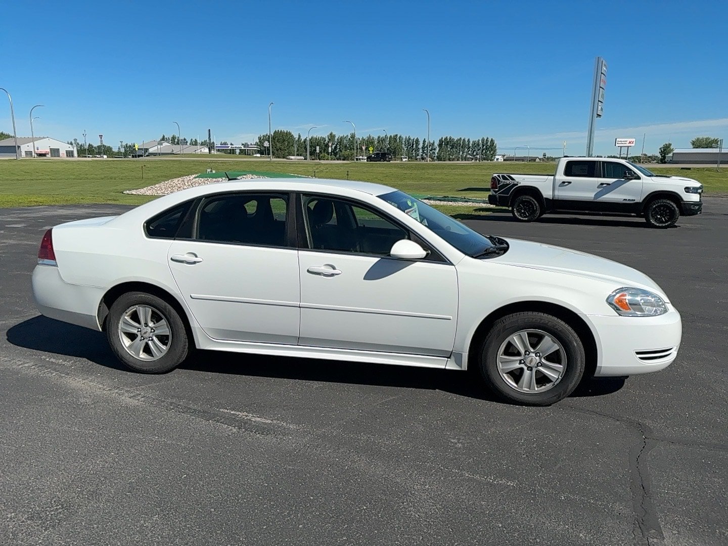 Used 2015 Chevrolet Impala Limited LS FWD image 5