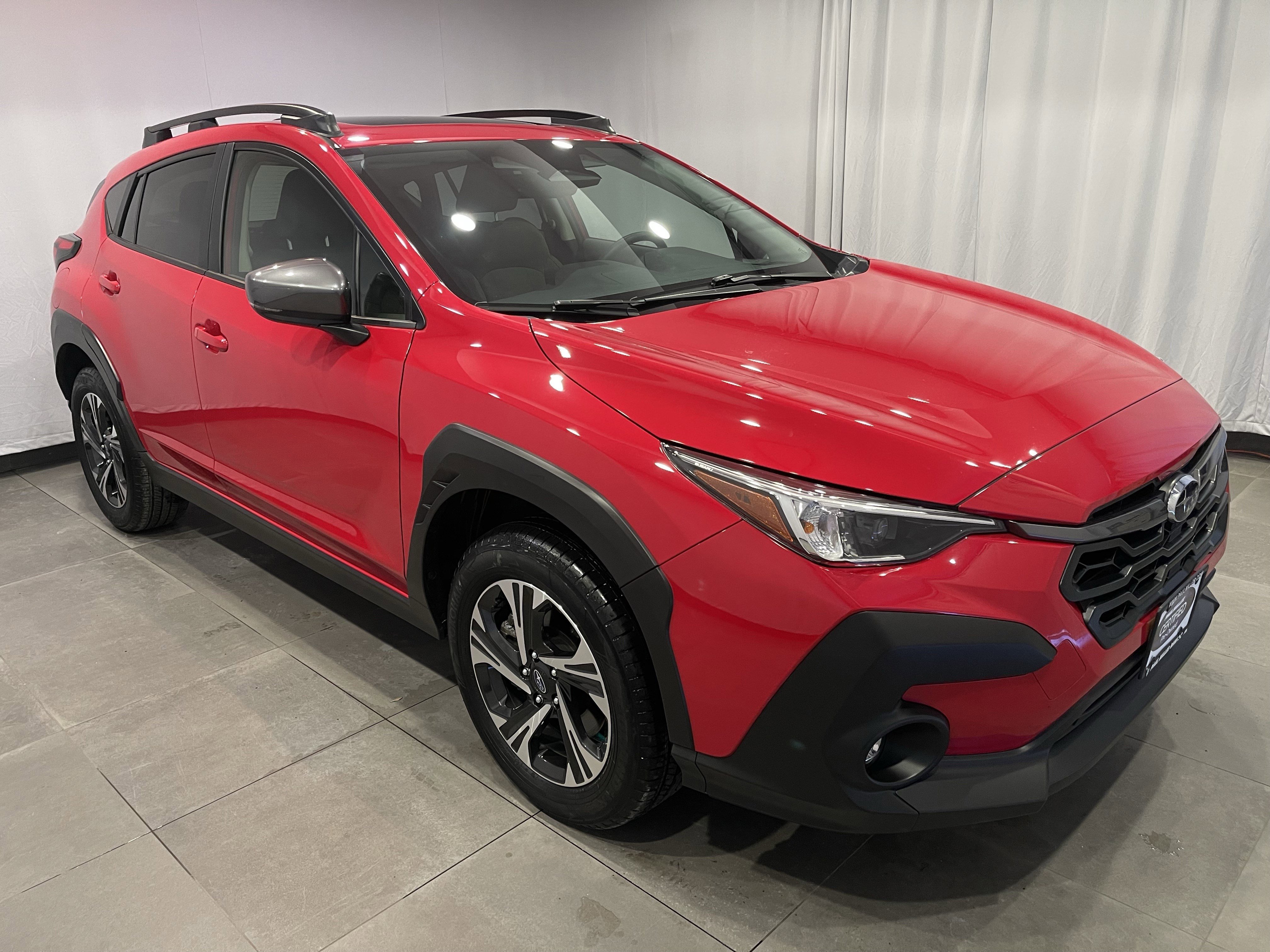 Used 2024 Subaru Crosstrek 2.0i Premium image 3