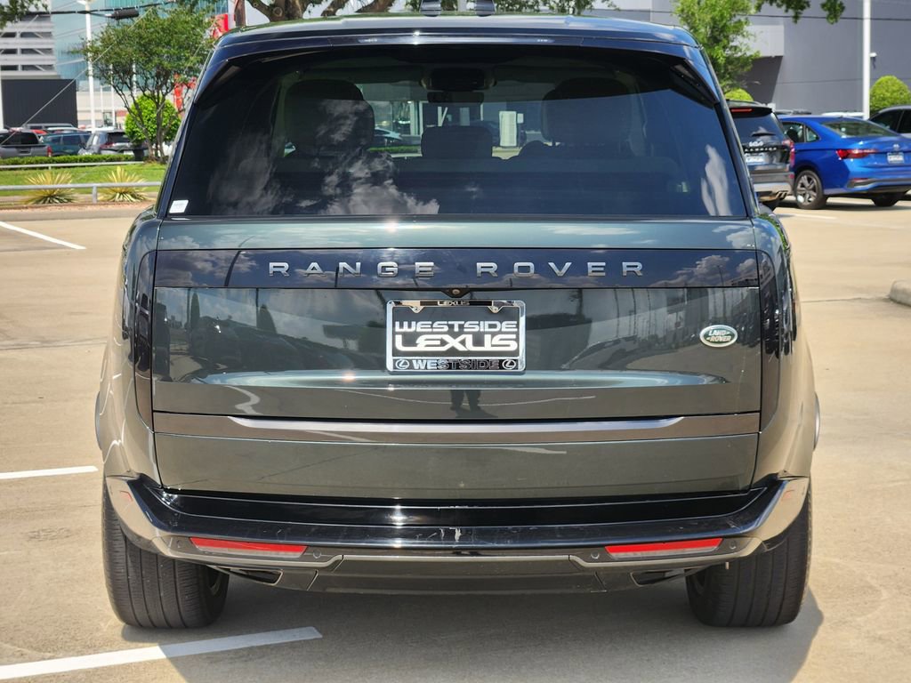 Used 2023 Land Rover Range Rover SE image 6