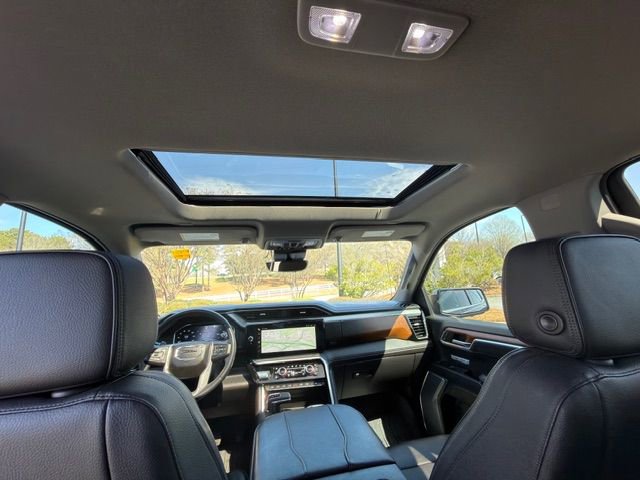 Used 2023 GMC Sierra 1500 Denali w/ Technology Package image 9