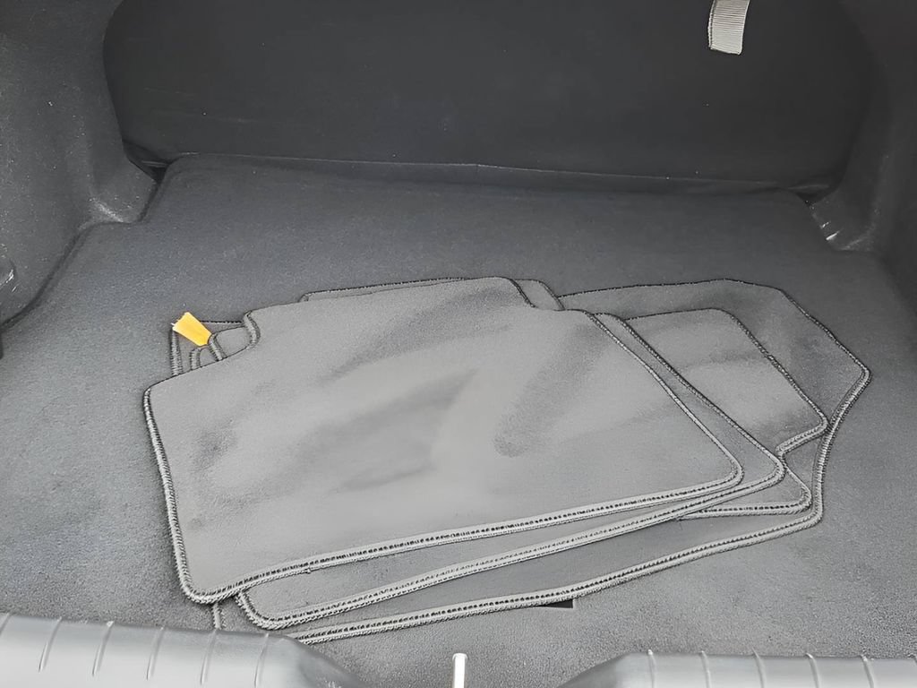 Certified 2024 Hyundai Elantra SE FWD image 13