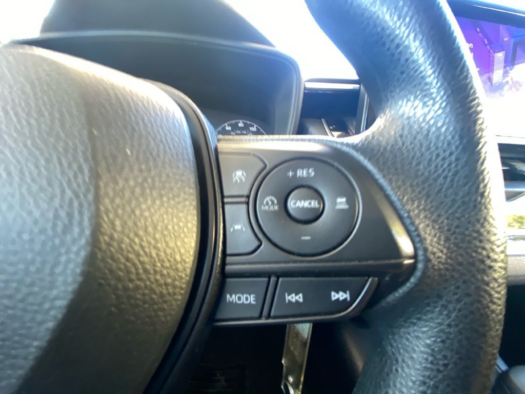 Used 2024 Toyota Corolla LE FWD image 19