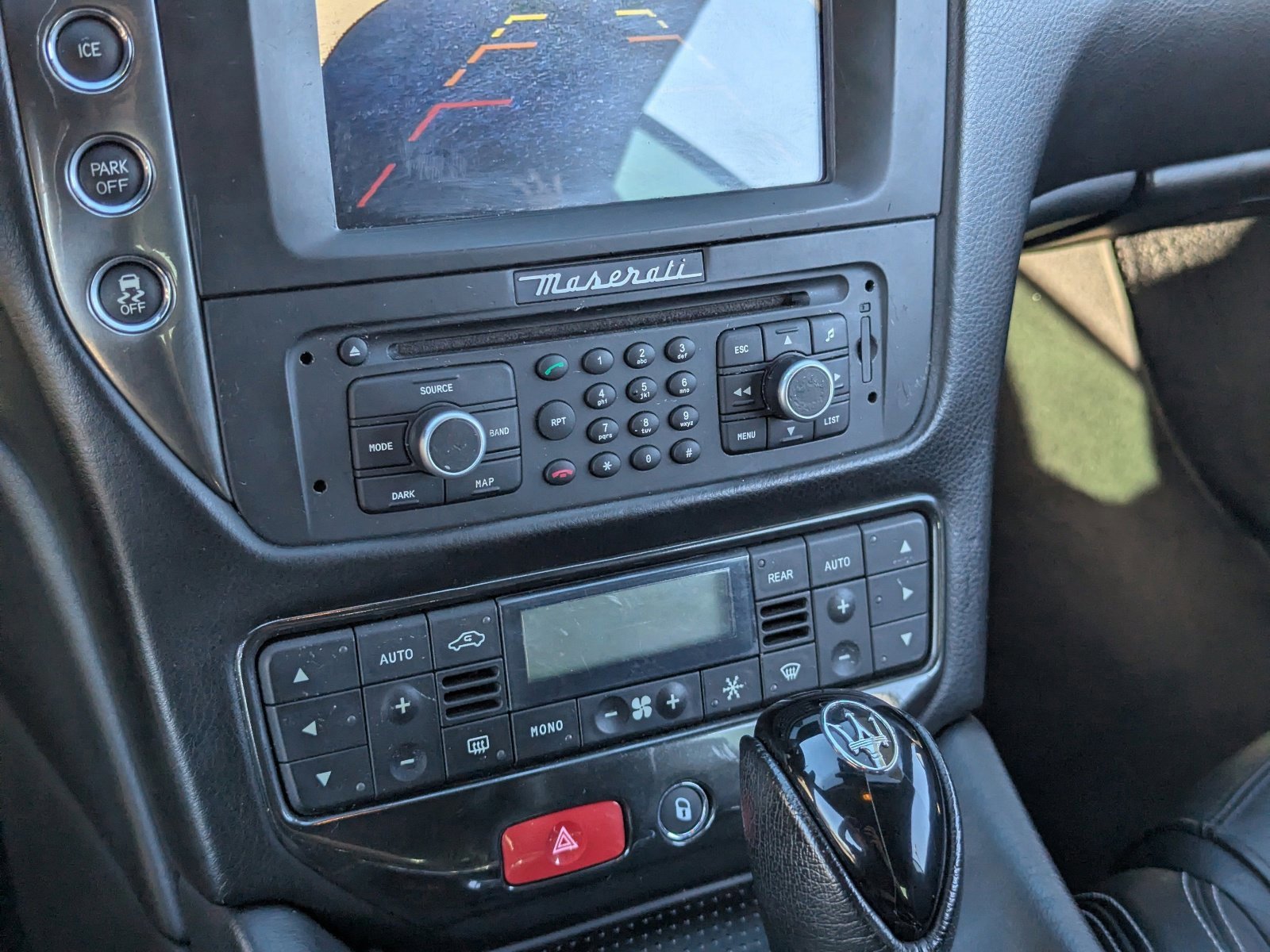 Used 2015 Maserati GranTurismo Sport image 29