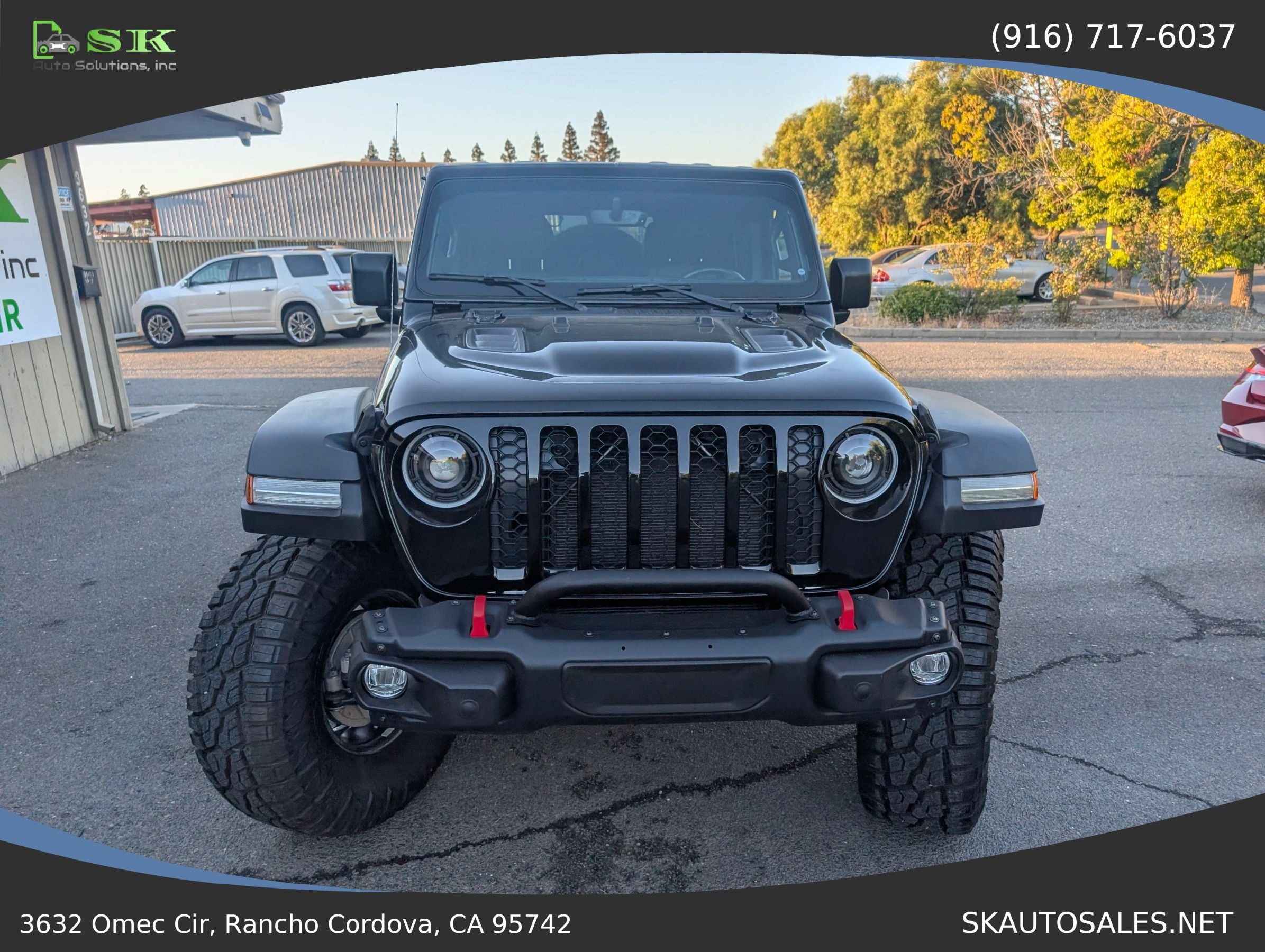 Used 2018 Jeep Wrangler Unlimited Rubicon AWD/4WD image 3