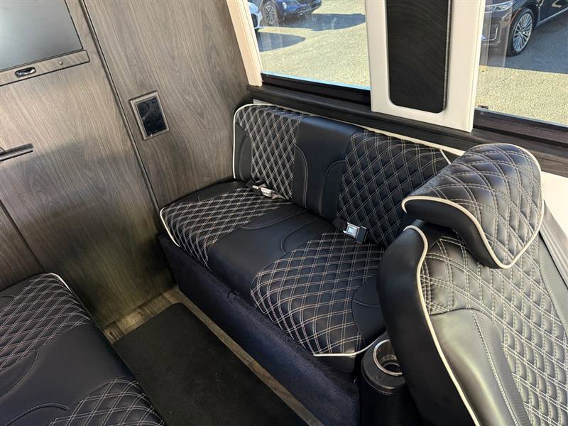 Used 2019 Mercedes-Benz Sprinter 170 image 31