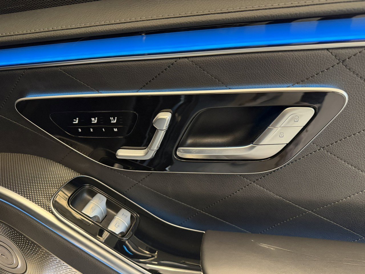 Used 2022 Mercedes-Benz S 580 4MATIC Sedan image 47