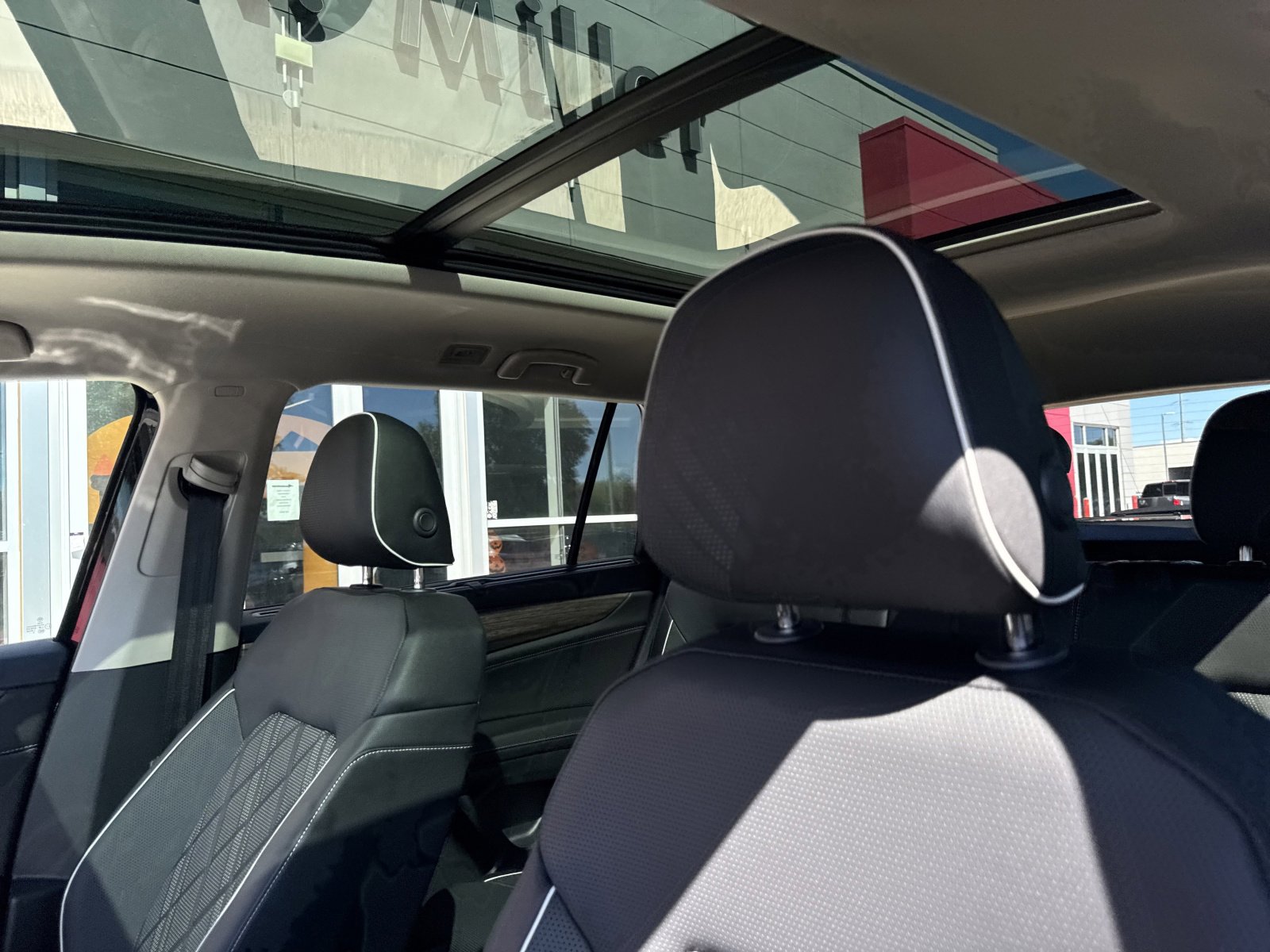 New 2026 Volkswagen Atlas SEL Premium R-Line image 16