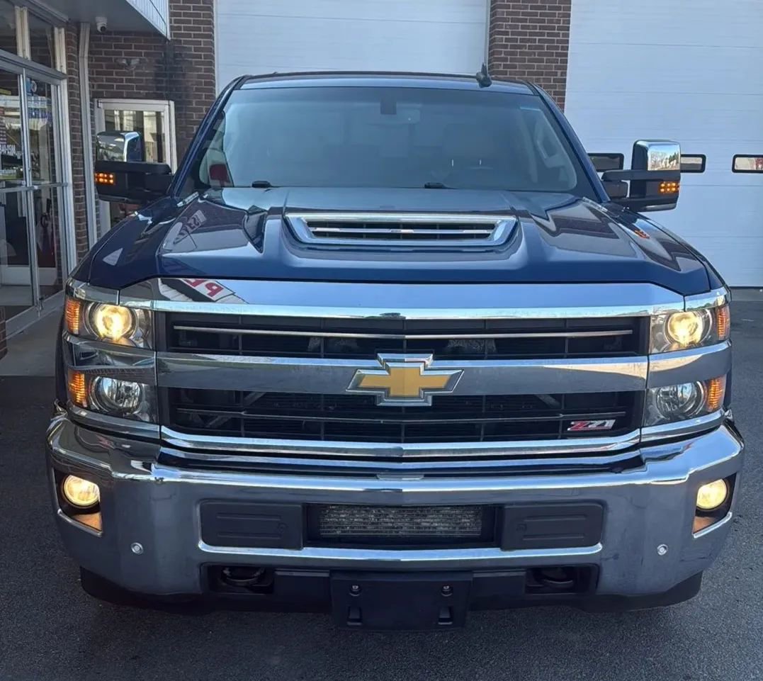 Used 2018 Chevrolet Silverado 2500 LTZ w/ Duramax Plus Package image 4