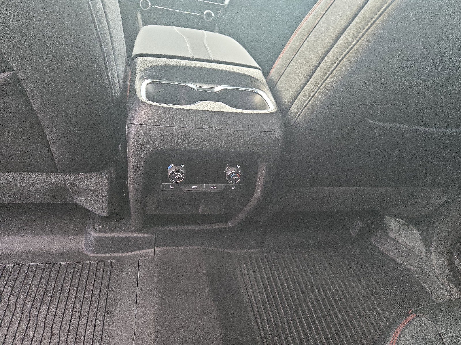 New 2026 Chevrolet Traverse RS w/ LPO, Floor Liner Package image 16