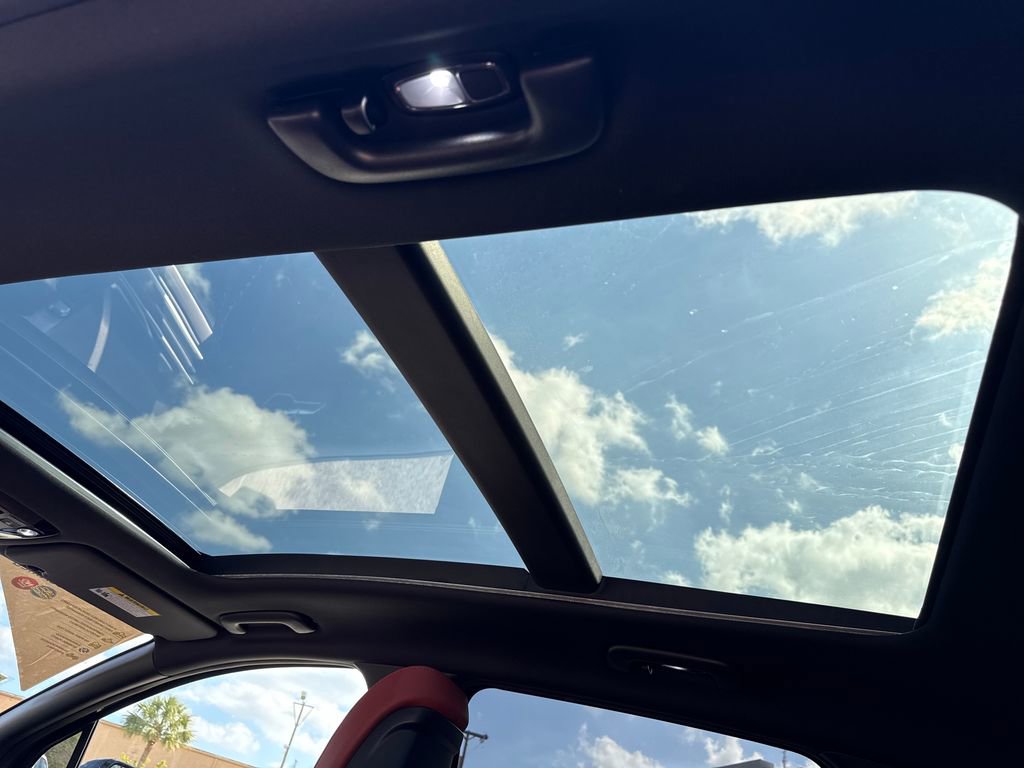 Used 2023 Kia Sportage SX image 8