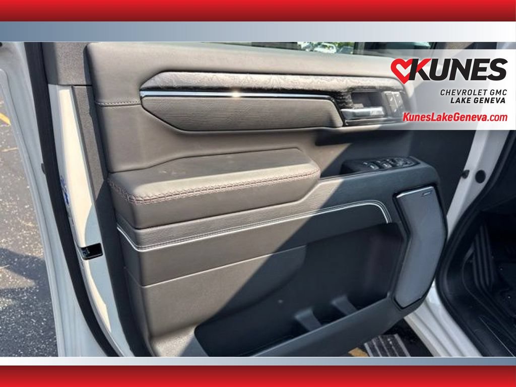 New 2026 GMC Sierra 2500 AT4X AWD/4WD image 16