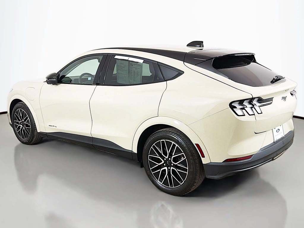 Used 2025 Ford Mustang Mach-E Premium AWD/4WD image 13