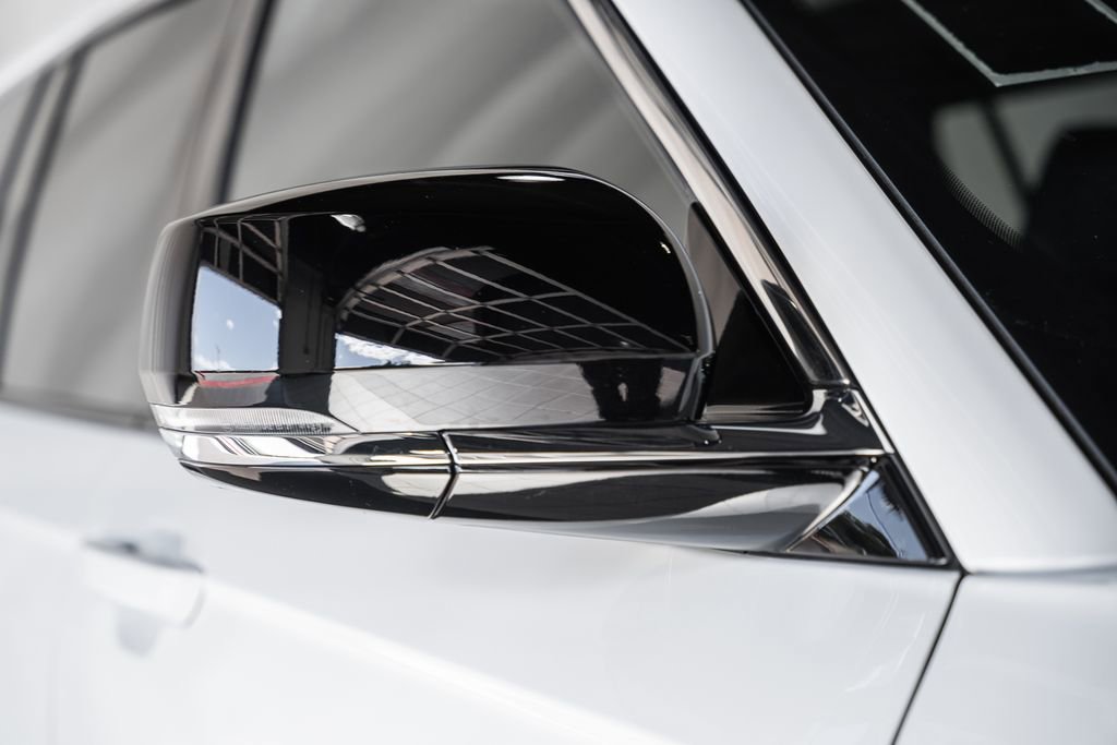 New 2025 Jeep Grand Cherokee Limited w/ MOPAR Finishing Package image 15