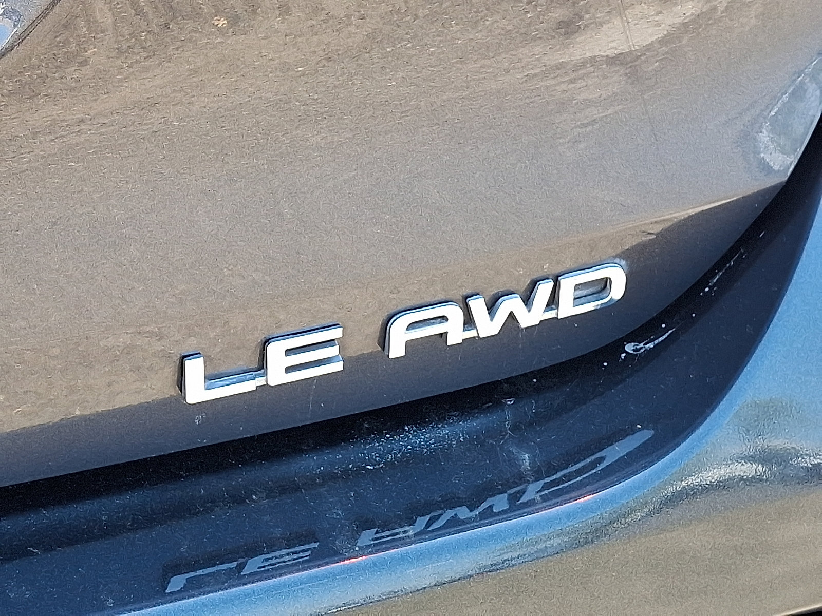 Used 2024 Toyota Highlander LE AWD/4WD image 31