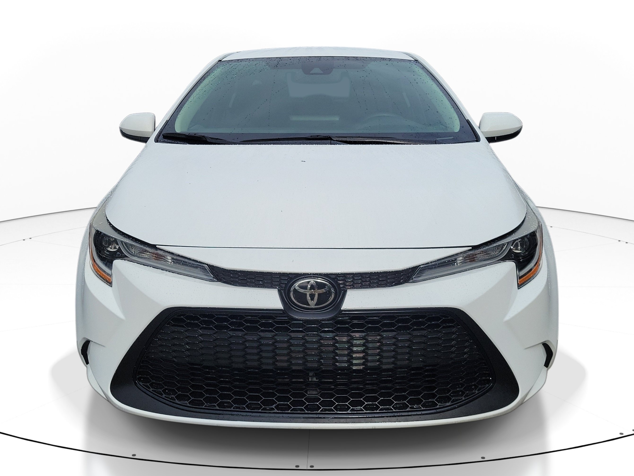 Used 2022 Toyota Corolla LE FWD image 2