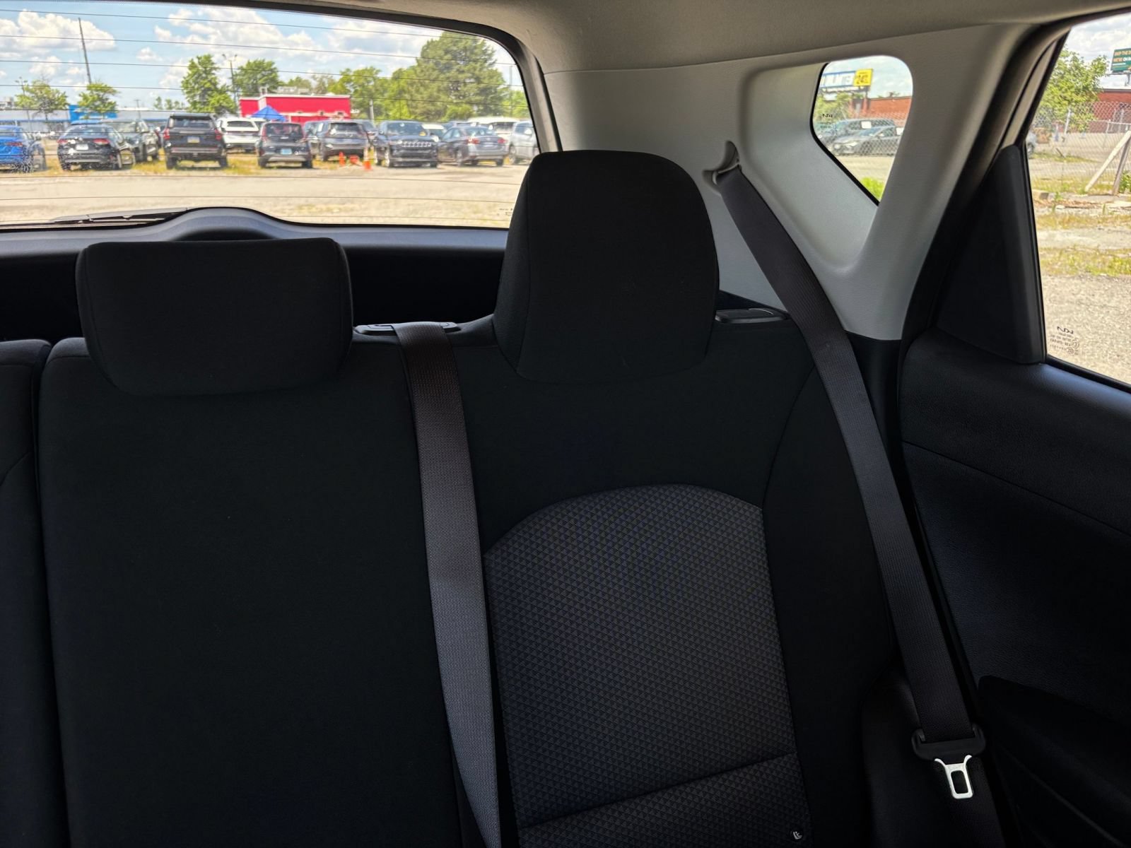 Used 2025 Kia Soul LX w/ LX Technology Package FWD image 27