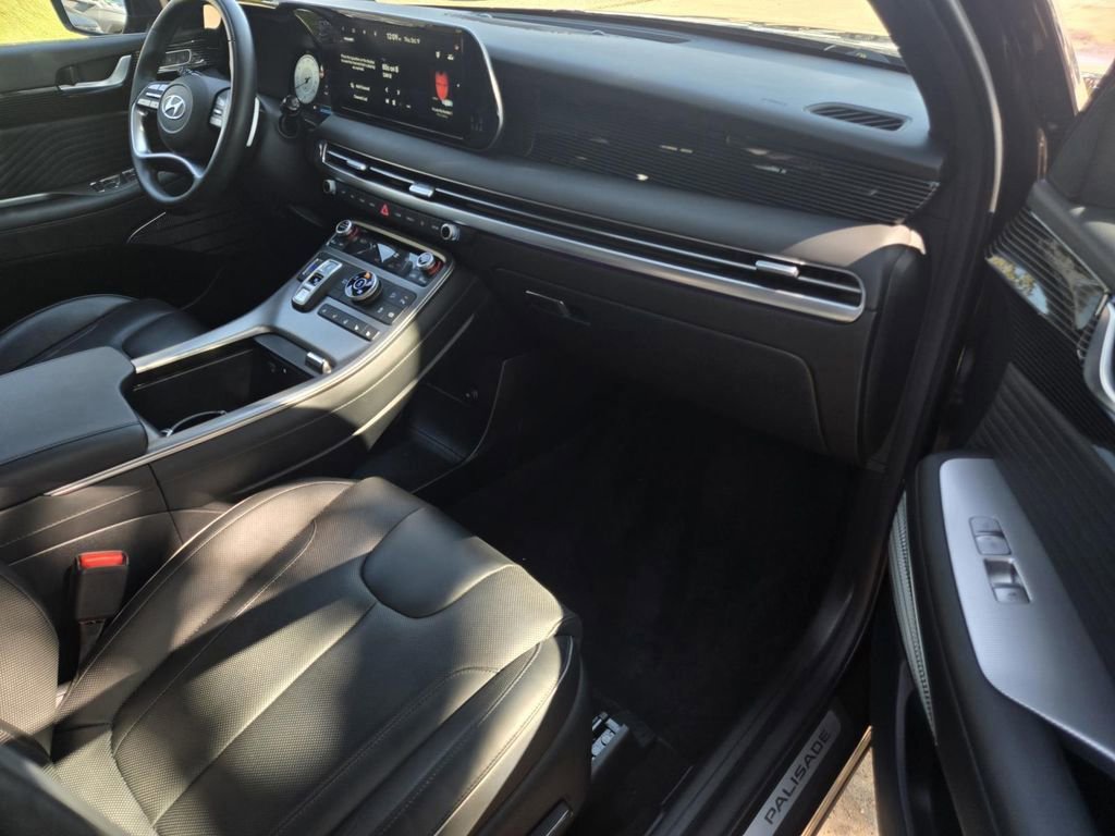 Certified 2024 Hyundai Palisade Calligraphy image 8