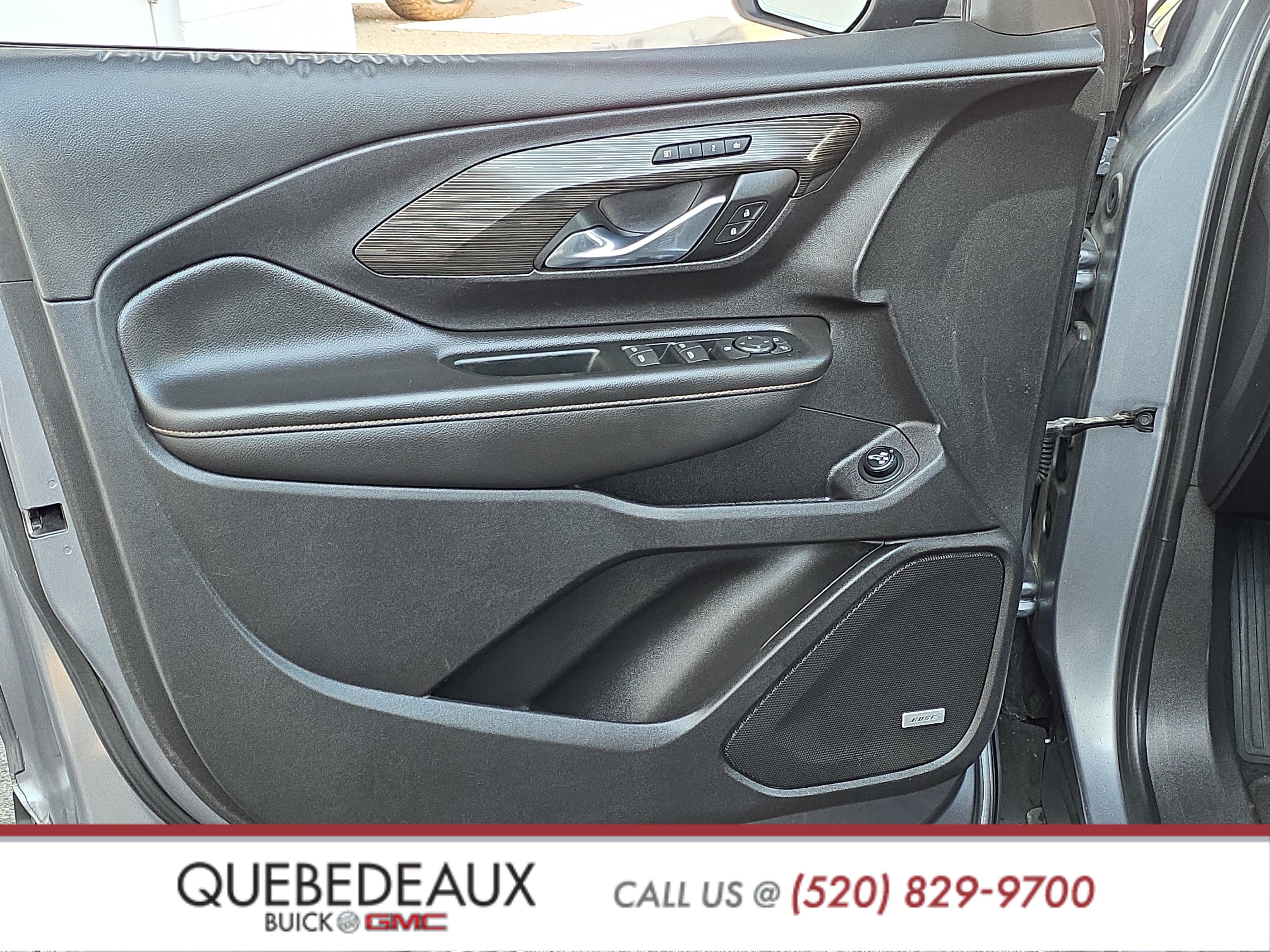Used 2018 GMC Terrain SLT w/ Preferred Package FWD image 9
