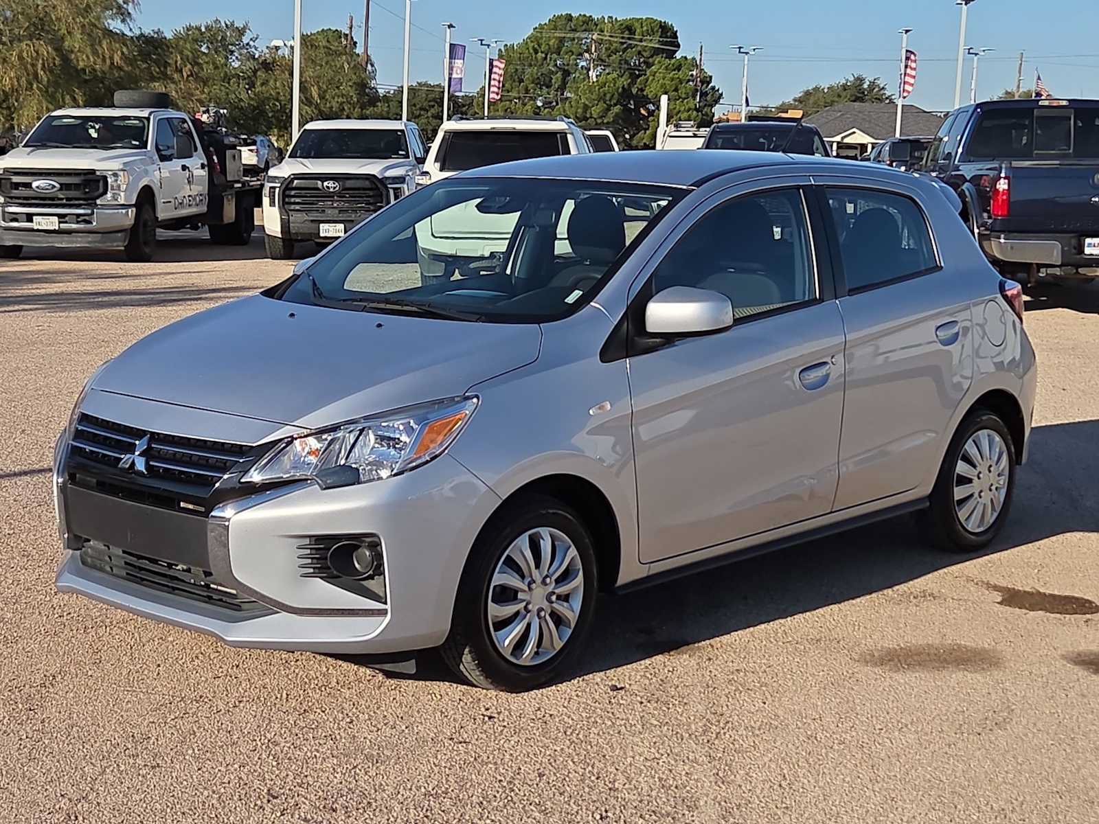 Used 2024 Mitsubishi Mirage ES FWD image 4