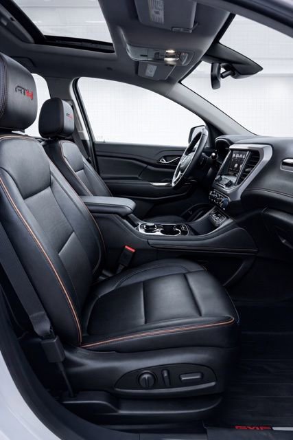 Used 2023 GMC Acadia AT4 w/ Technology Package image 14