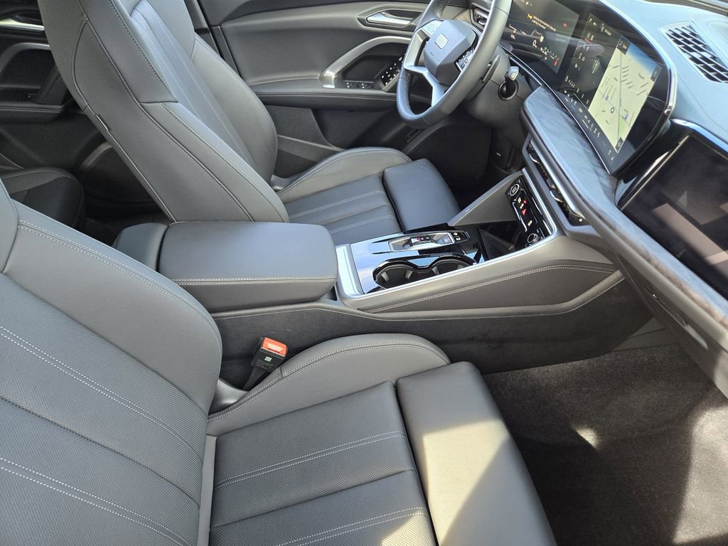 Certified 2025 Audi Q5 Prestige image 18