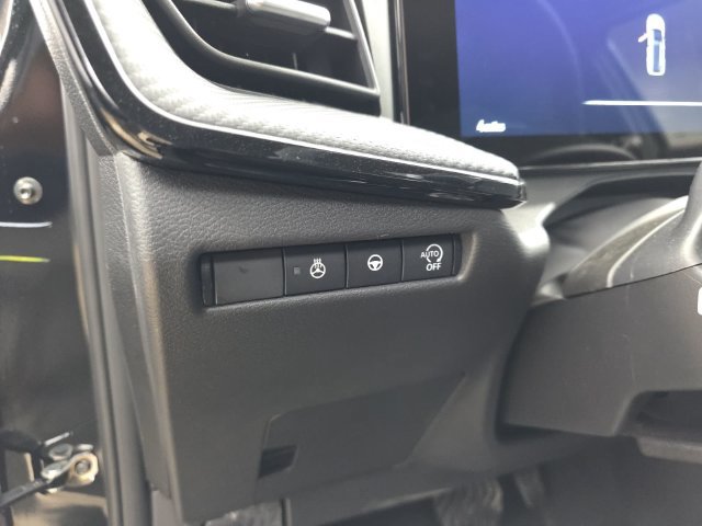 New 2027 Nissan Kicks SR w/ SR Premium Package FWD image 40