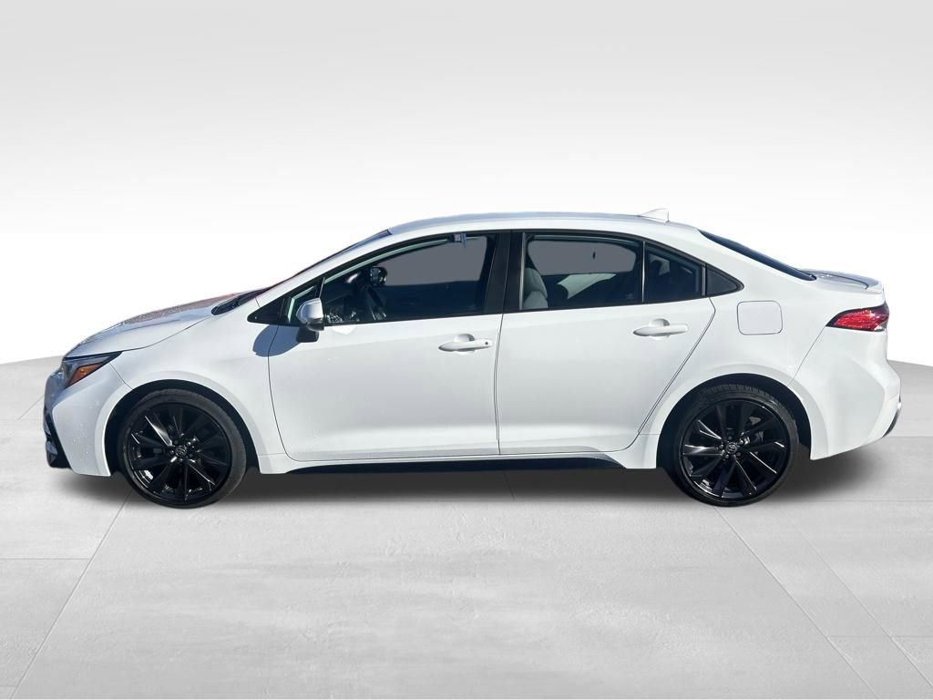 Certified 2023 Toyota Corolla SE image 2