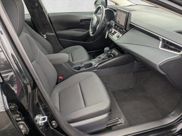 Used 2025 Toyota Corolla LE image 18