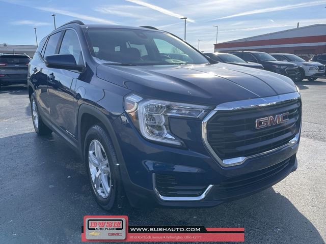 Used 2023 GMC Terrain SLE w/ Driver Convenience Package image 34