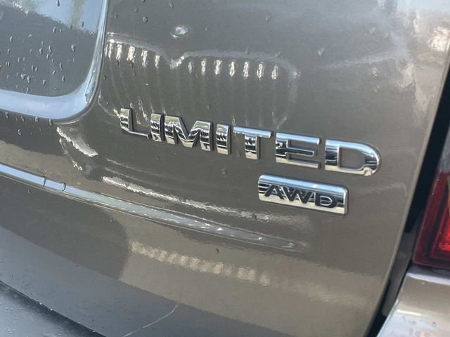 Used 2014 Ford Edge Limited w/ Driver Entry Package AWD/4WD image 11