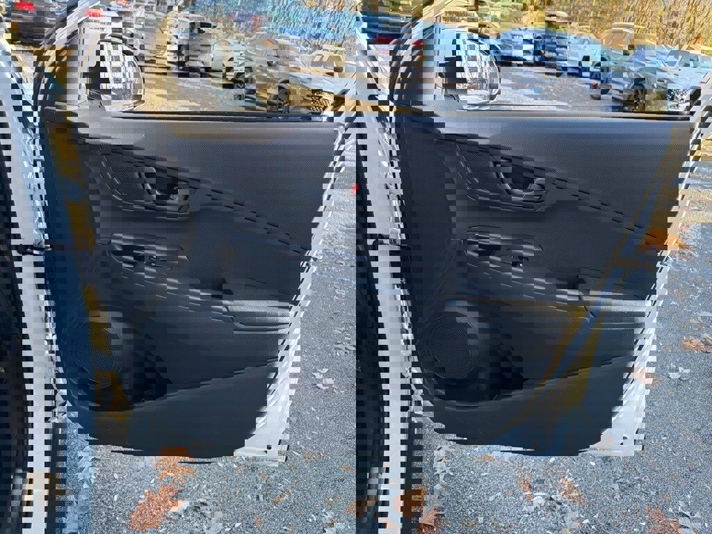 Certified 2022 Hyundai Kona SEL image 6