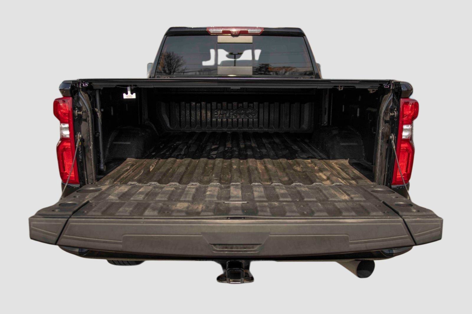 Used 2022 Chevrolet Silverado 2500 High Country w/ Technology Package image 24