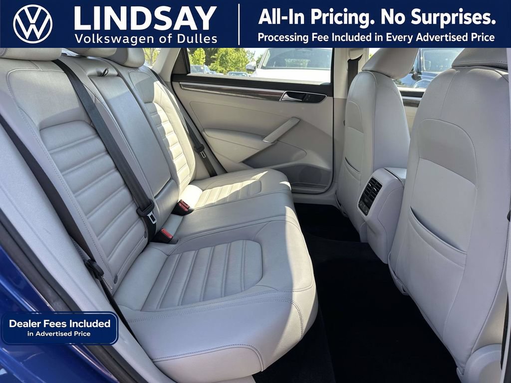 Used 2017 Volkswagen Passat 1.8T SEL Premium FWD image 13