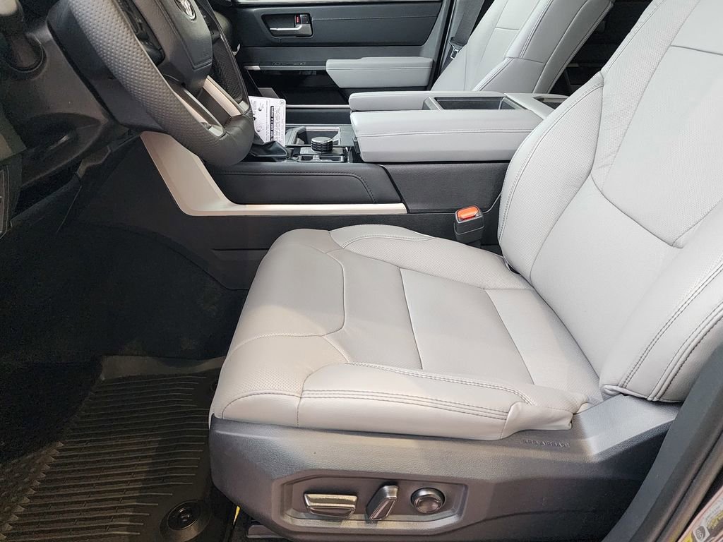 New 2026 Toyota Tundra Limited AWD/4WD image 12