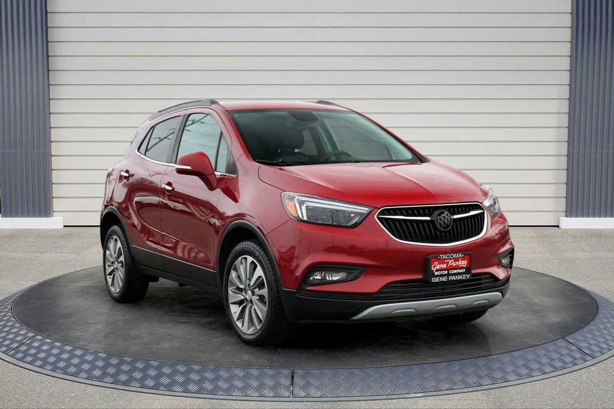 Used 2017 Buick Encore Essence image 1