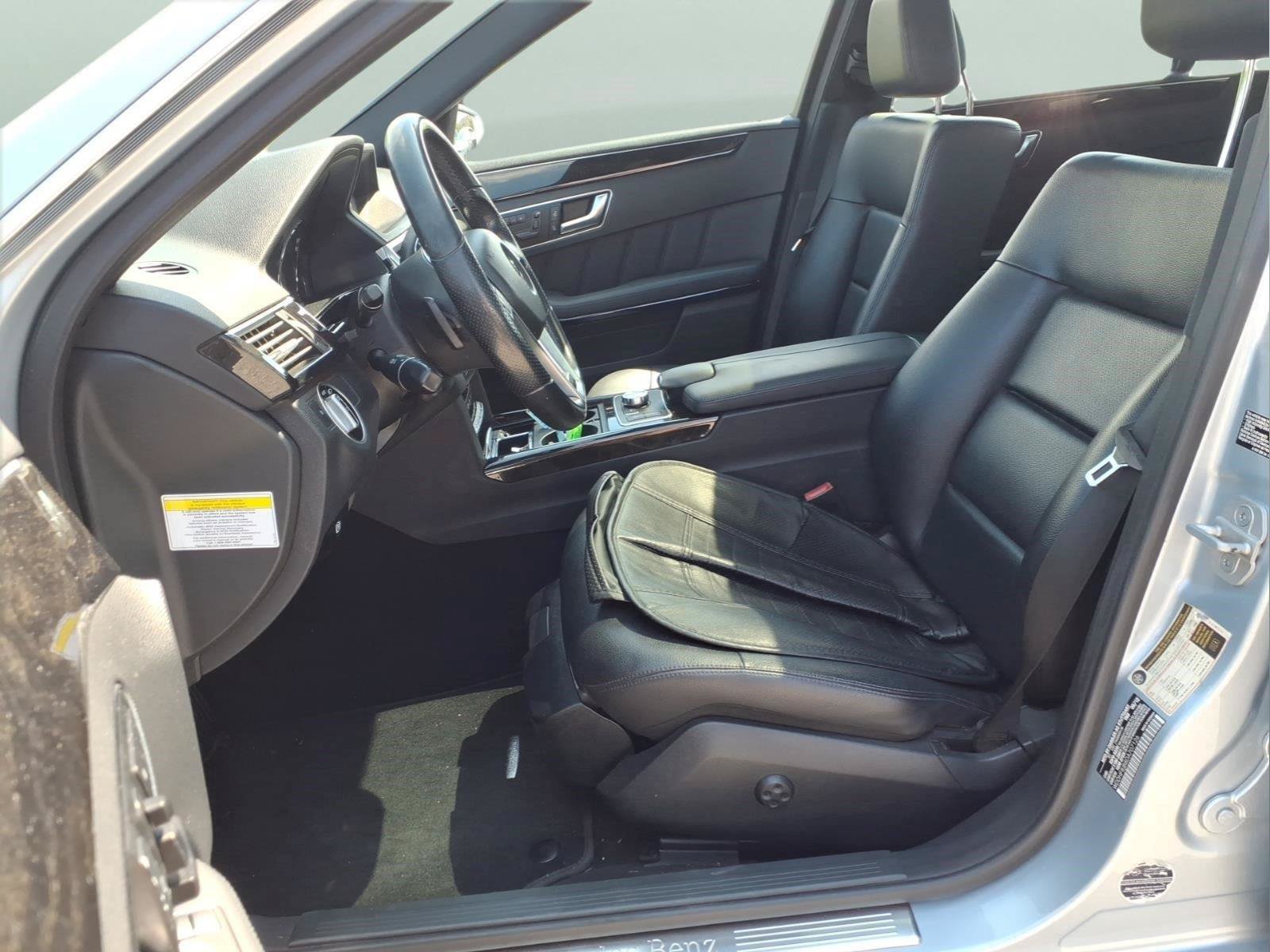 Used 2013 Mercedes-Benz E 350 4MATIC Sedan image 17