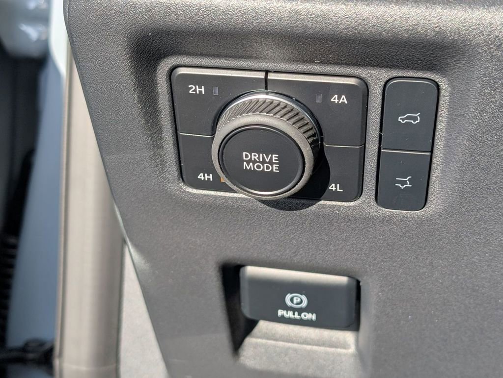 New 2025 Ford Expedition Active image 39