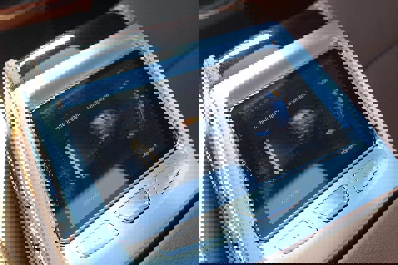 Used 2019 BMW 740i w/ Executive Package image 11