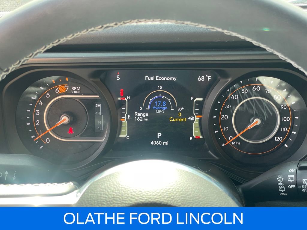 Used 2025 Jeep Wrangler Sahara w/ Safety Group image 17