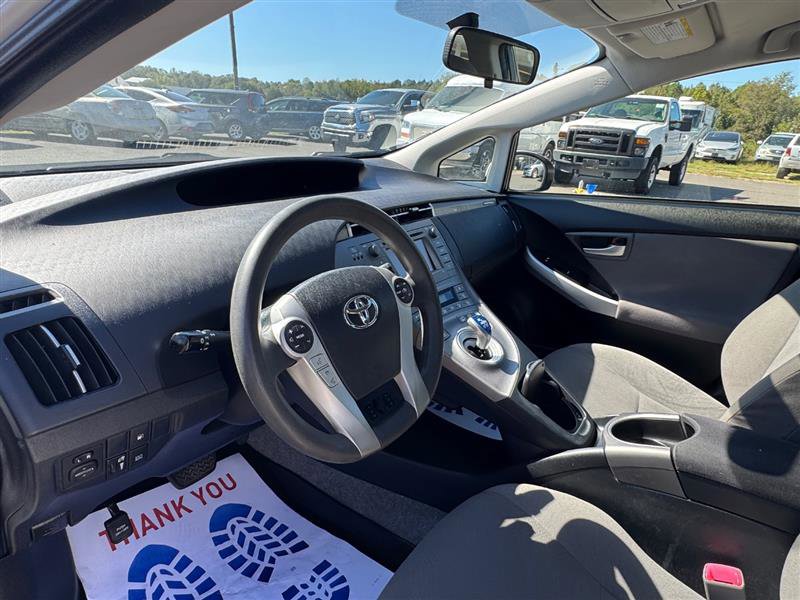 Used 2013 Toyota Prius Prime Plug-In Hybrid image 29