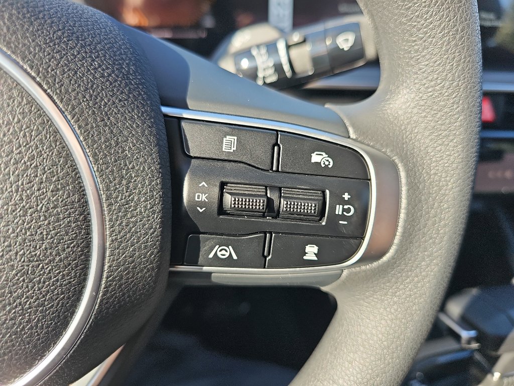 New 2026 Kia K5 LXS image 13