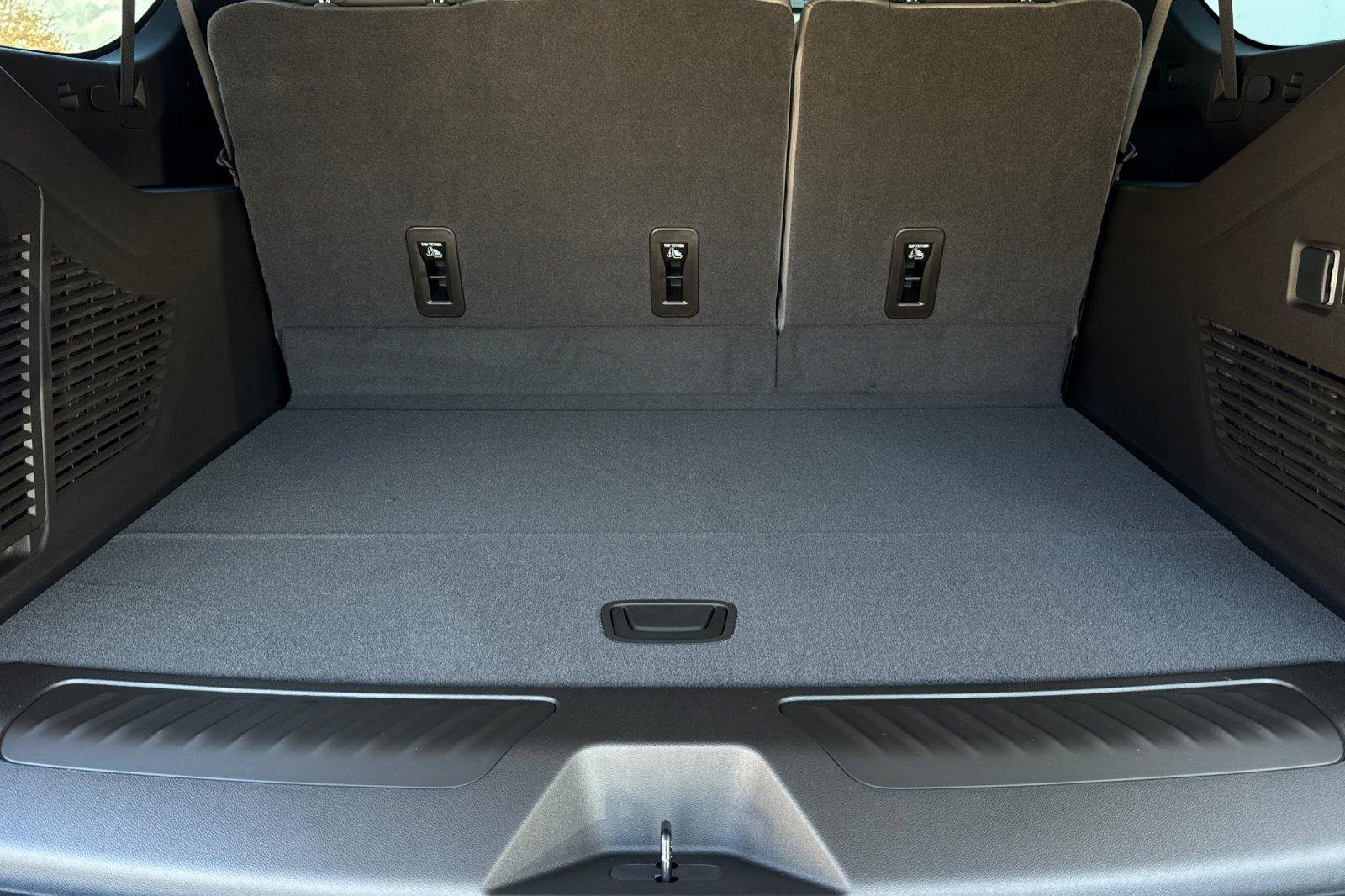 New 2026 Chevrolet Suburban LT w/ Comfort Package image 21