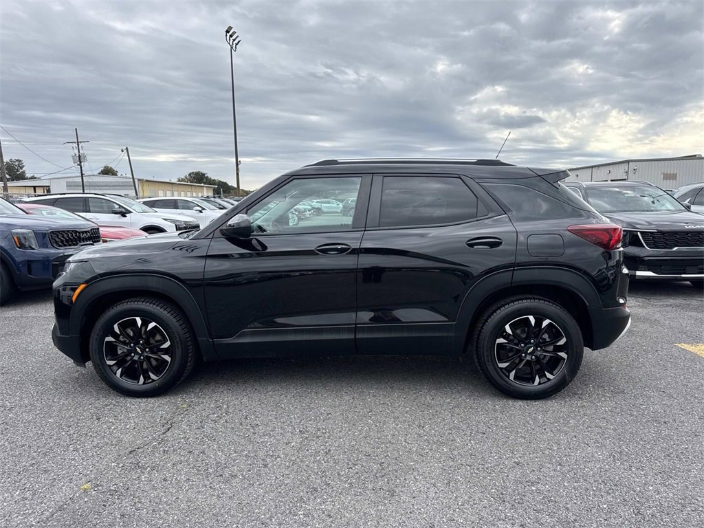 Used 2023 Chevrolet TrailBlazer LT w/ Convenience Package image 16
