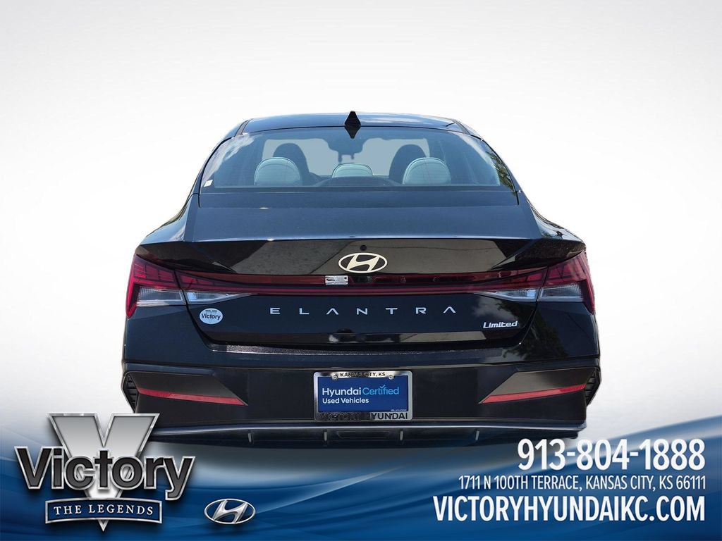 Used 2025 Hyundai Elantra Limited FWD image 4